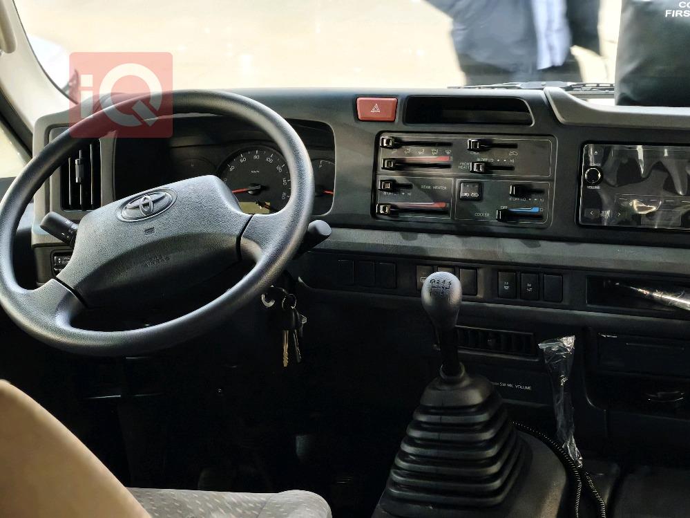 تويوتا كوستر